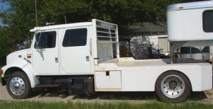 Truck3Small.jpg Outside truck picture by twistertrailer